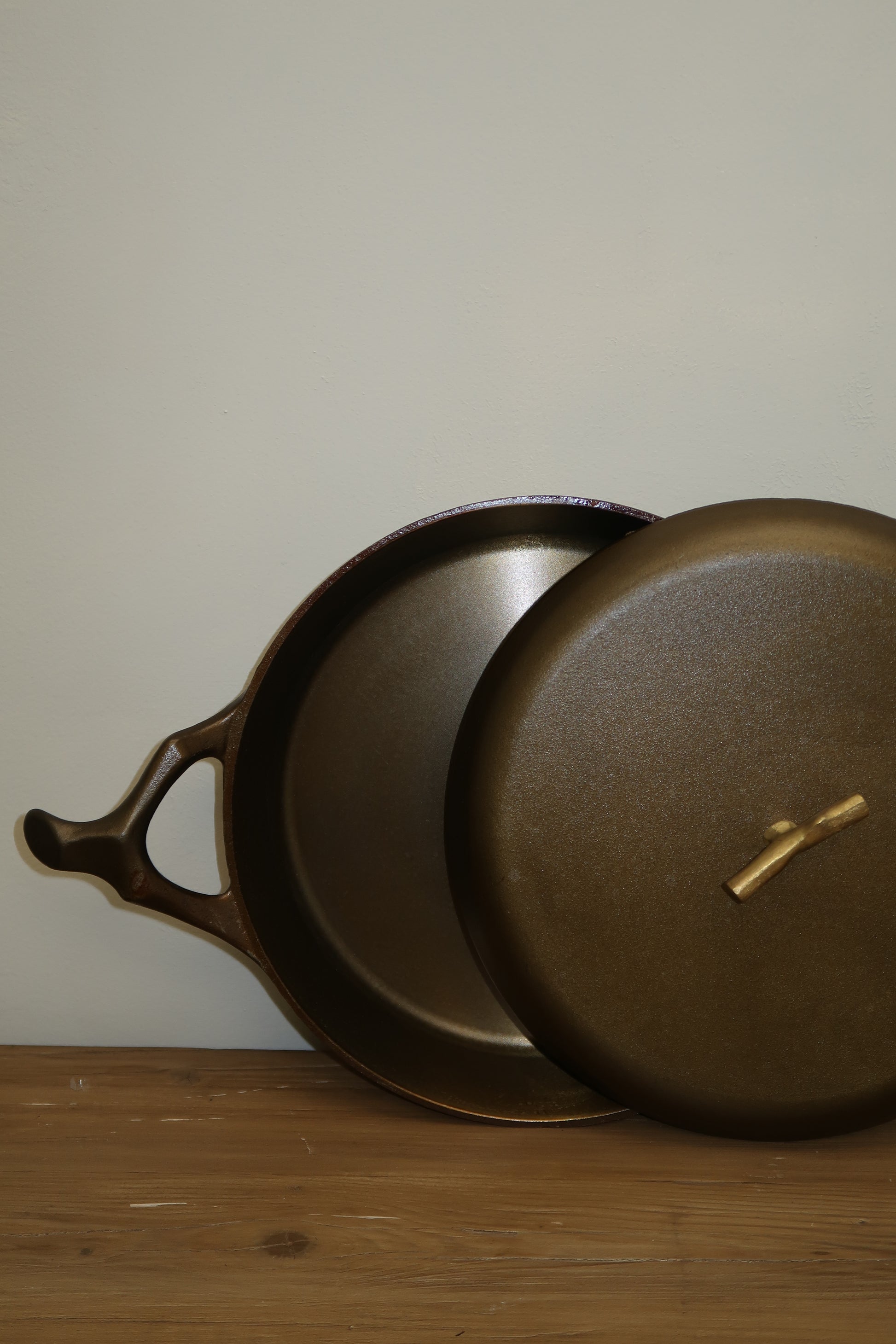 Nest Braising Pan With Lid – The Suki Shoppe
